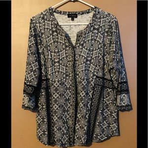 Lucky 🍀 Brand Button Up 3/4 Sleeve Top